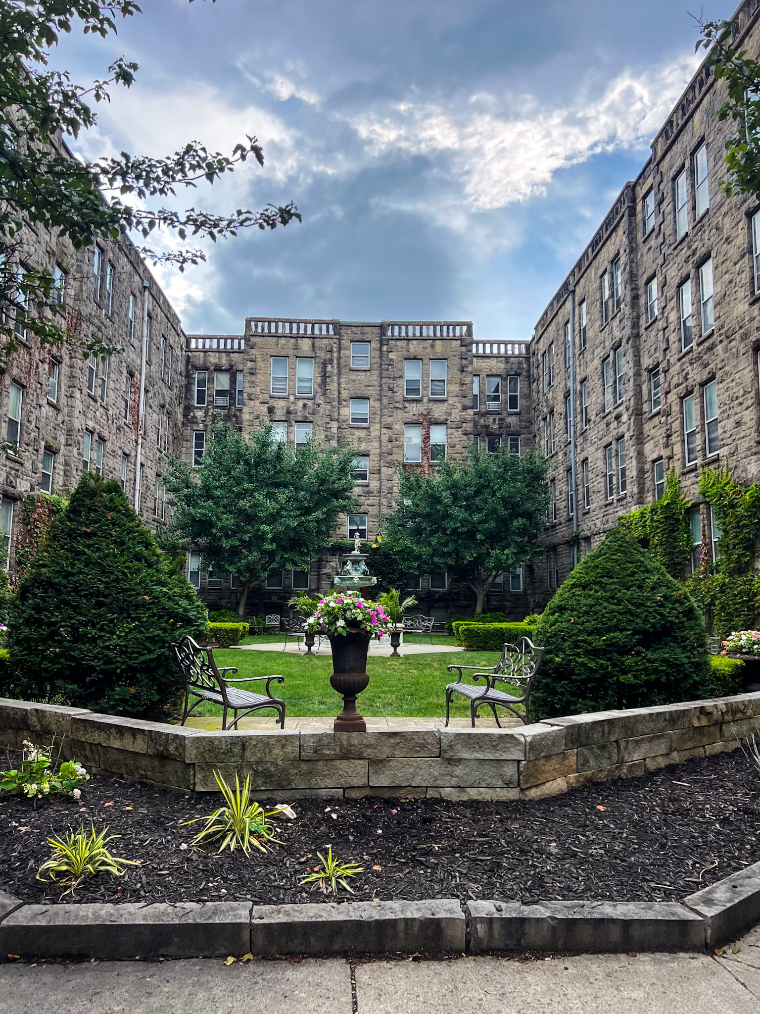 Romantic getaway in Columbus Ohio – Short North