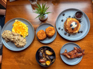 heirloom room gatlinburg breakfast citrus blueberry pancakes
