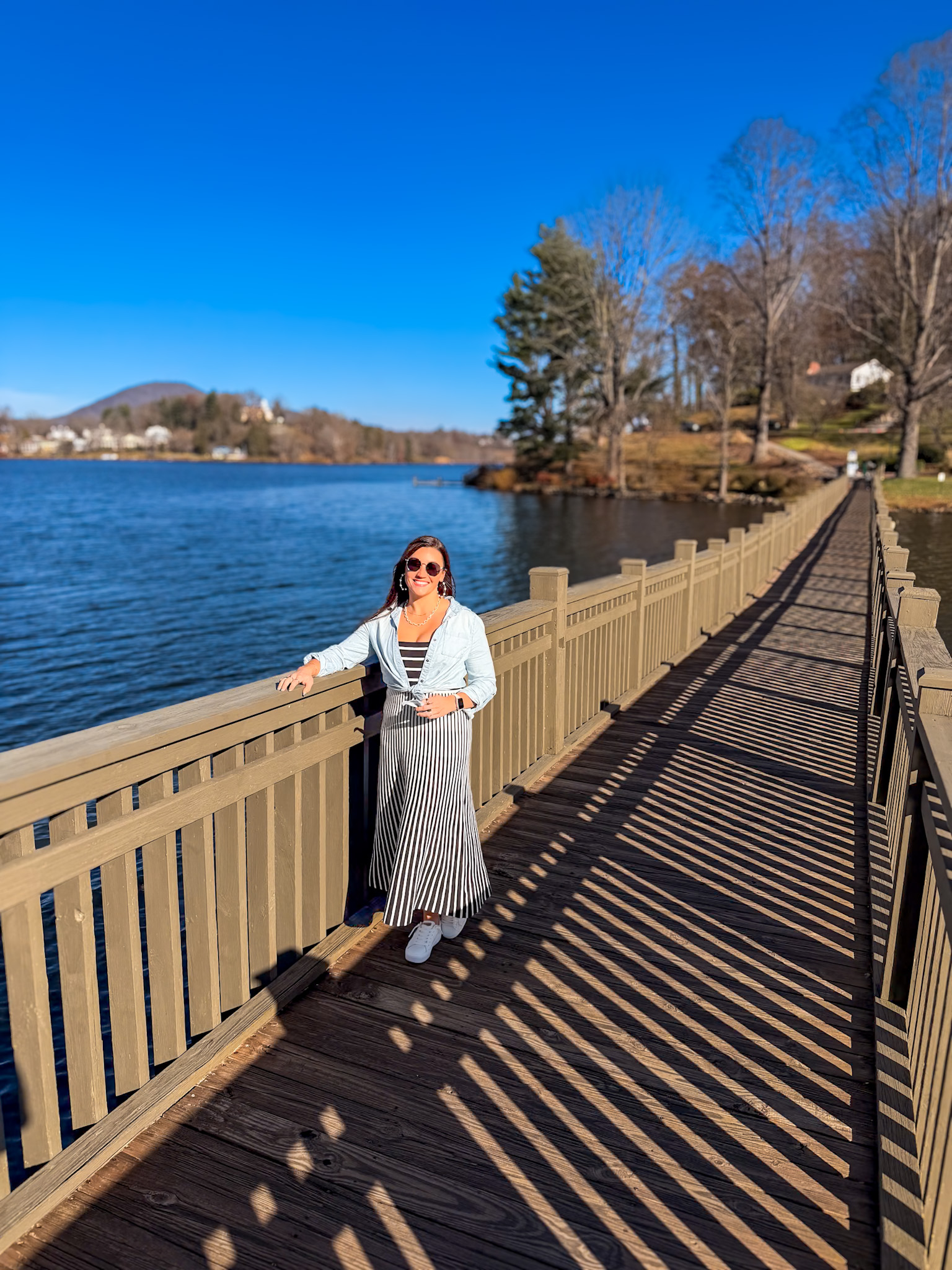 Lake Junaluska Guide walking trail along water