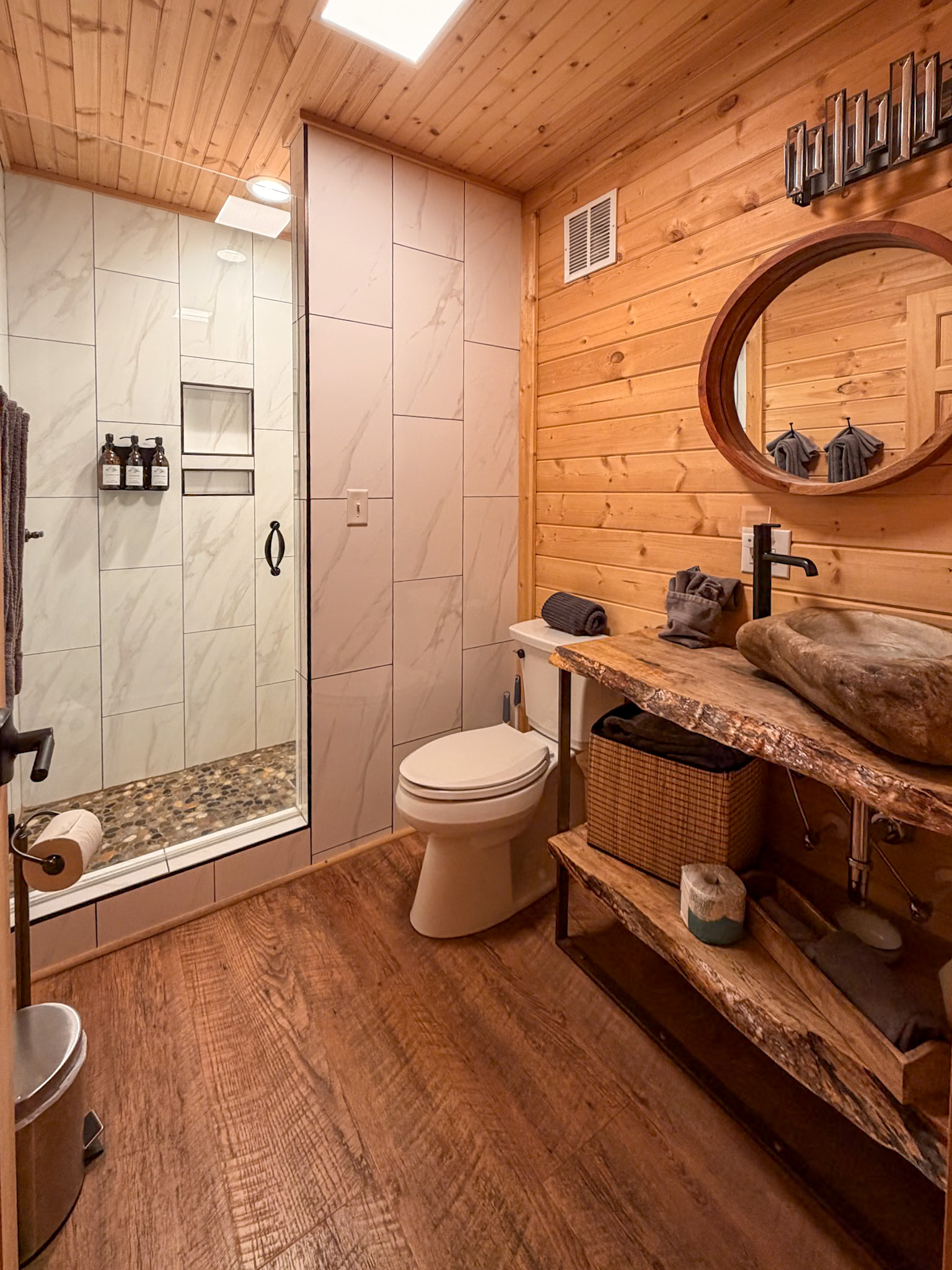 Where to stay in Bryson City luxury yurt interior