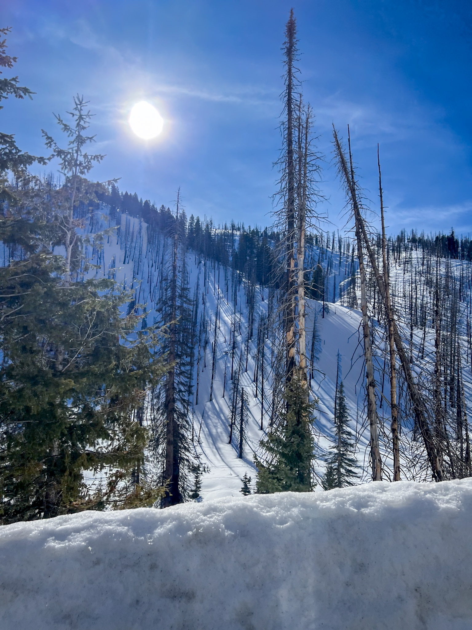 Scenic hike to Bonneville Hot Springs Idaho near Boise