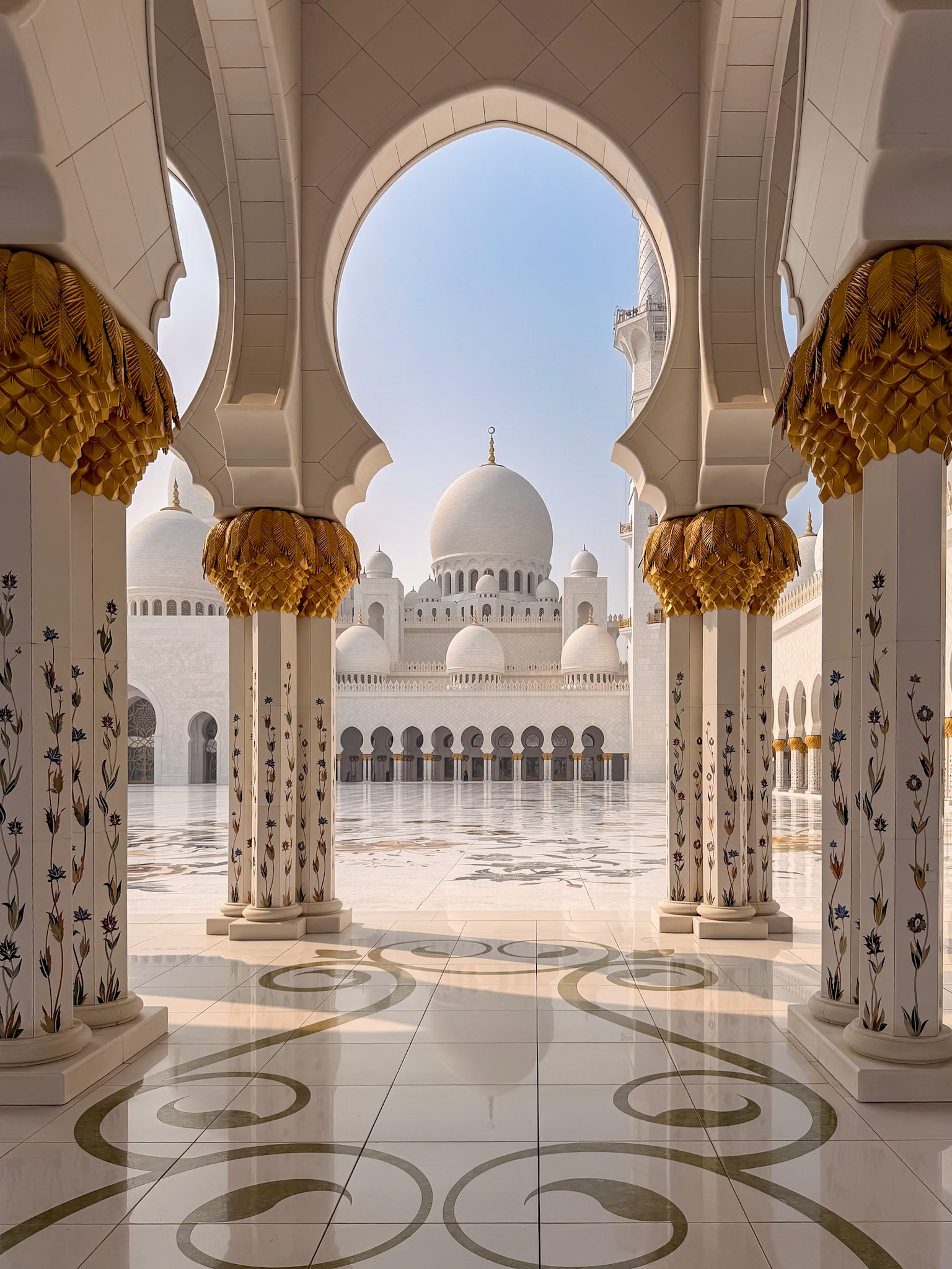 Abu Dhabi day trip option from a 5 days in Dubai itinerary
