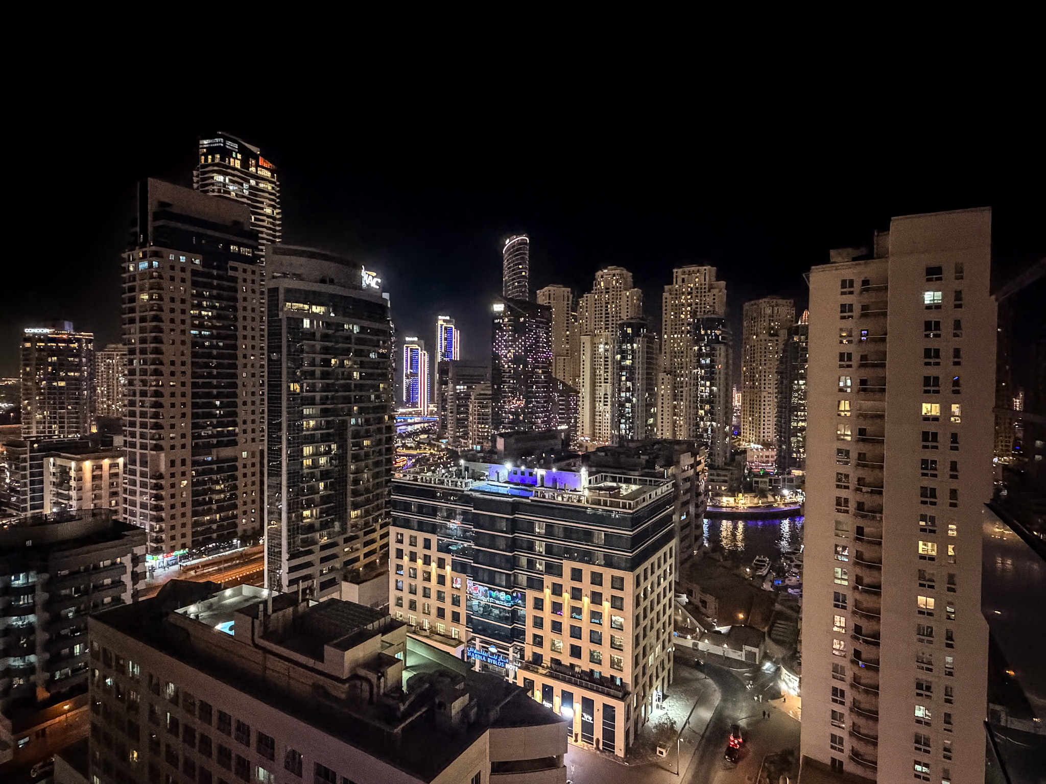 is dubai worth it: dubai marina walk first time visit