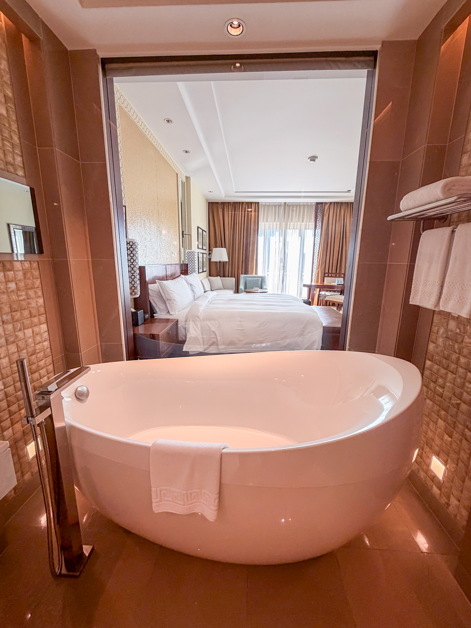 Ritz-Carlton Dubai Jumeirah Review luxury room interior