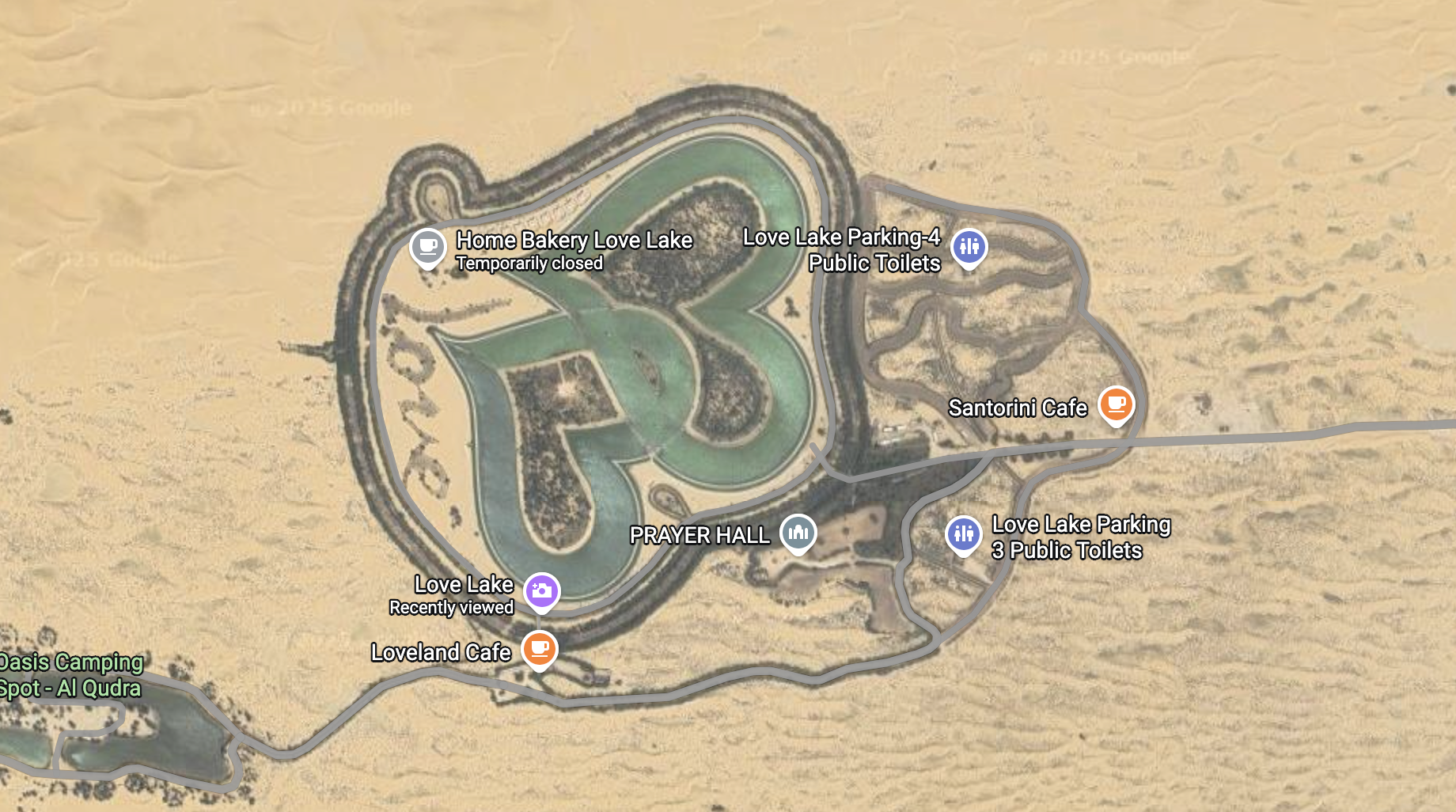 Dubai desert drive photo stop in the dunes love lake