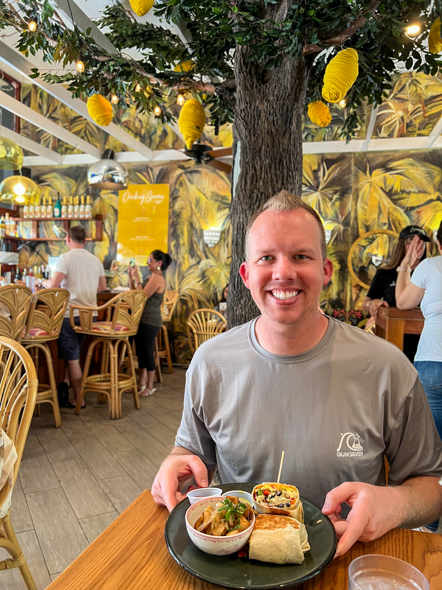 Where to Eat in South Beach Miami brunch at Limonda 