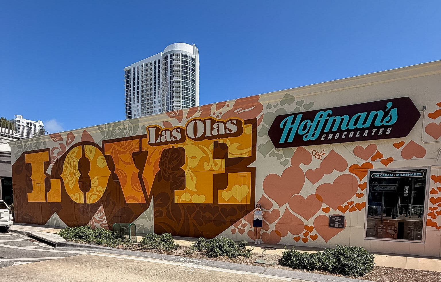 Las Olas Boulevard Fort Lauderdale street view with shops and restaurants