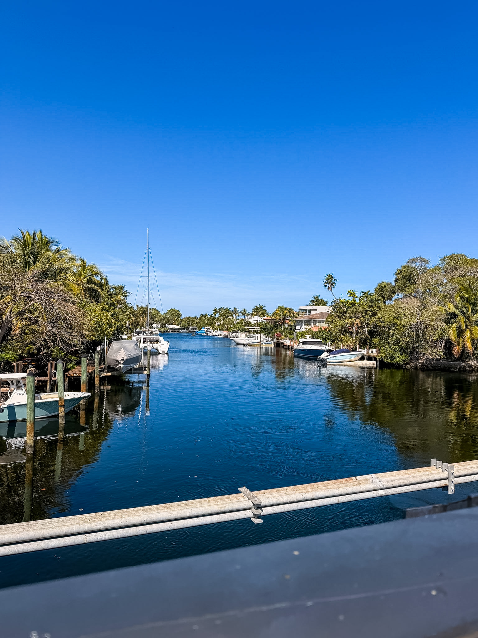 Boat tour departing near Las Olas Boulevard Fort Lauderdale canals
