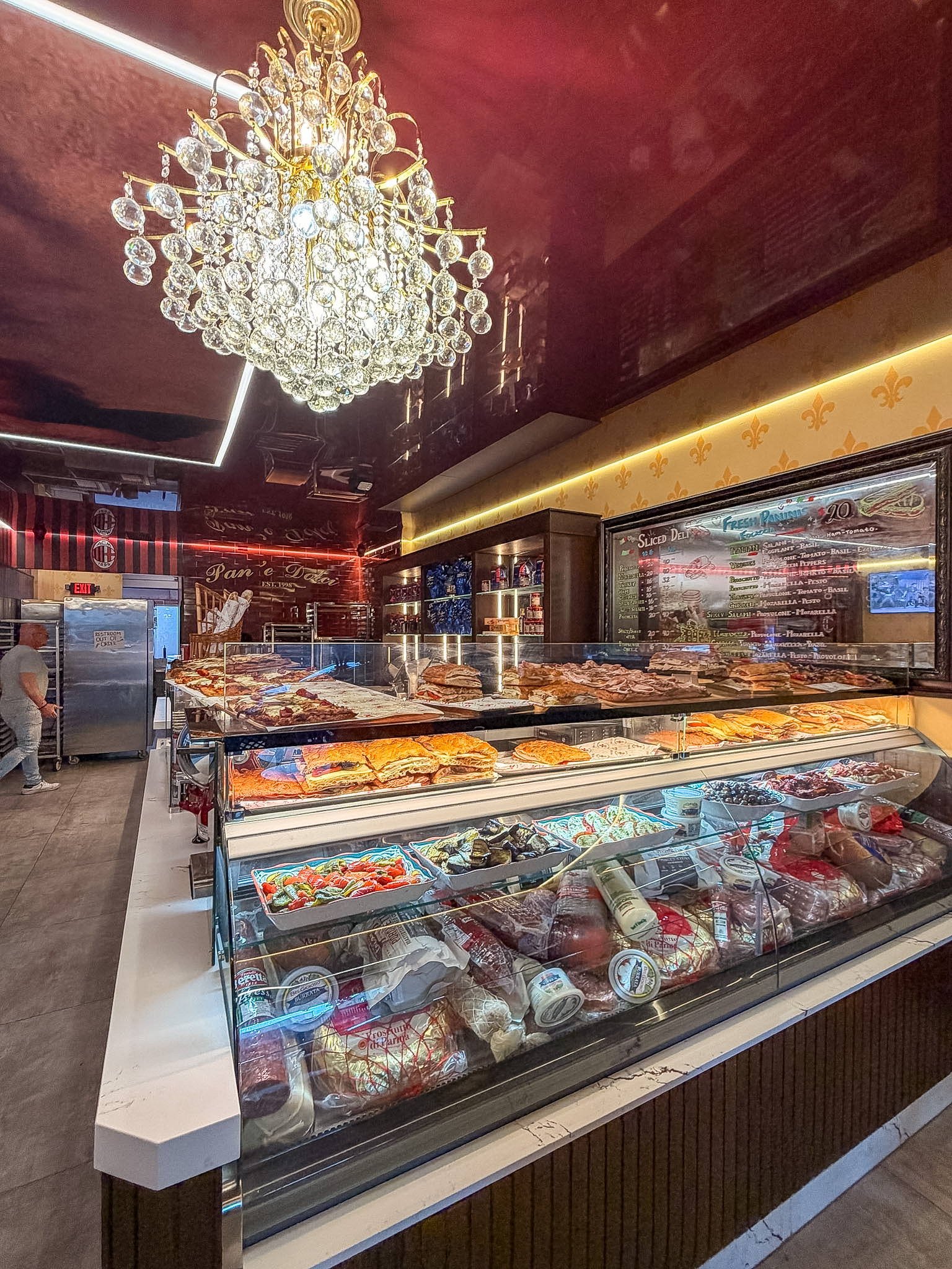 Bakery counter at Pan’E Dolci Bakery Fort Lauderdale