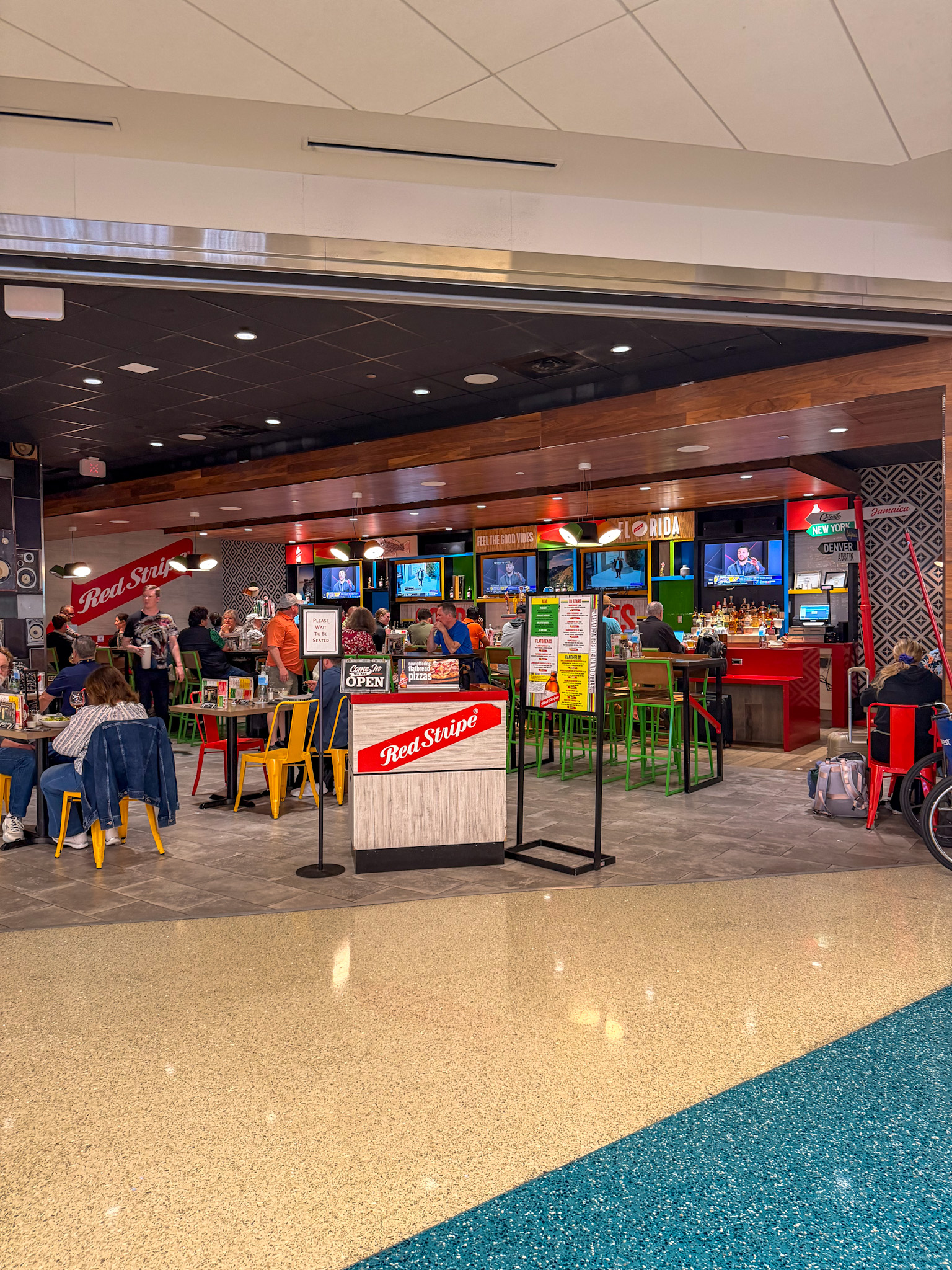 Fort Lauderdale Airport guide food options inside terminal