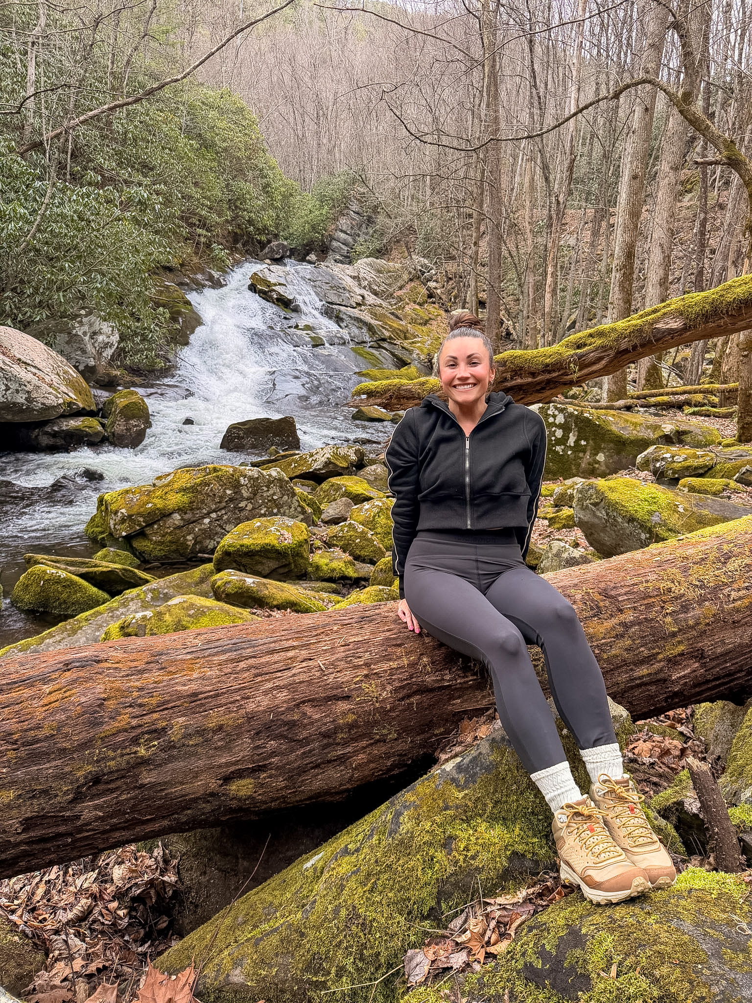 Middle Prong Trail Townsend TN guide cascading waterfalls close up