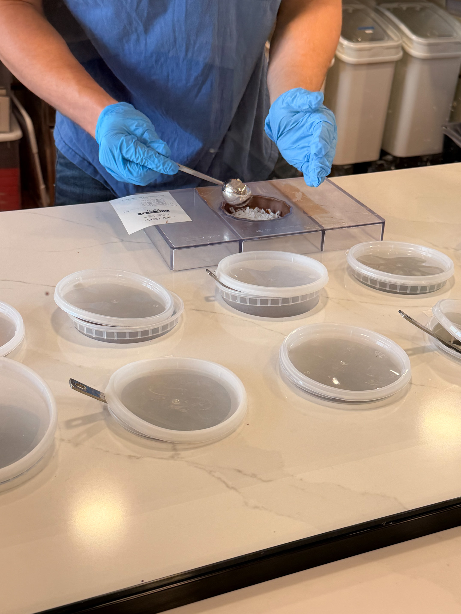 Goo Goo Cluster Gatlinburg toppings options display