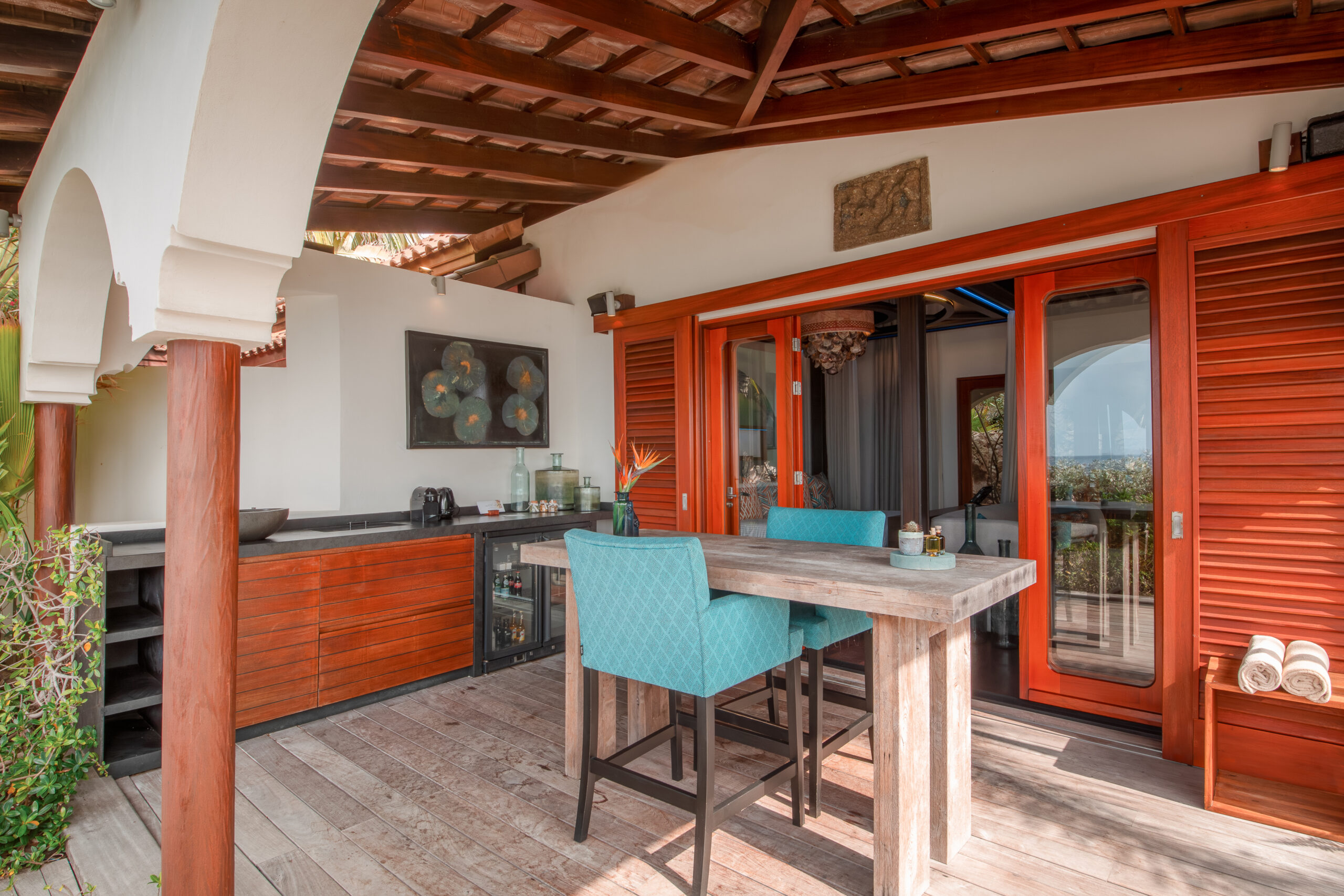 Baoase Luxury Resort Curaçao beachfront pool suite