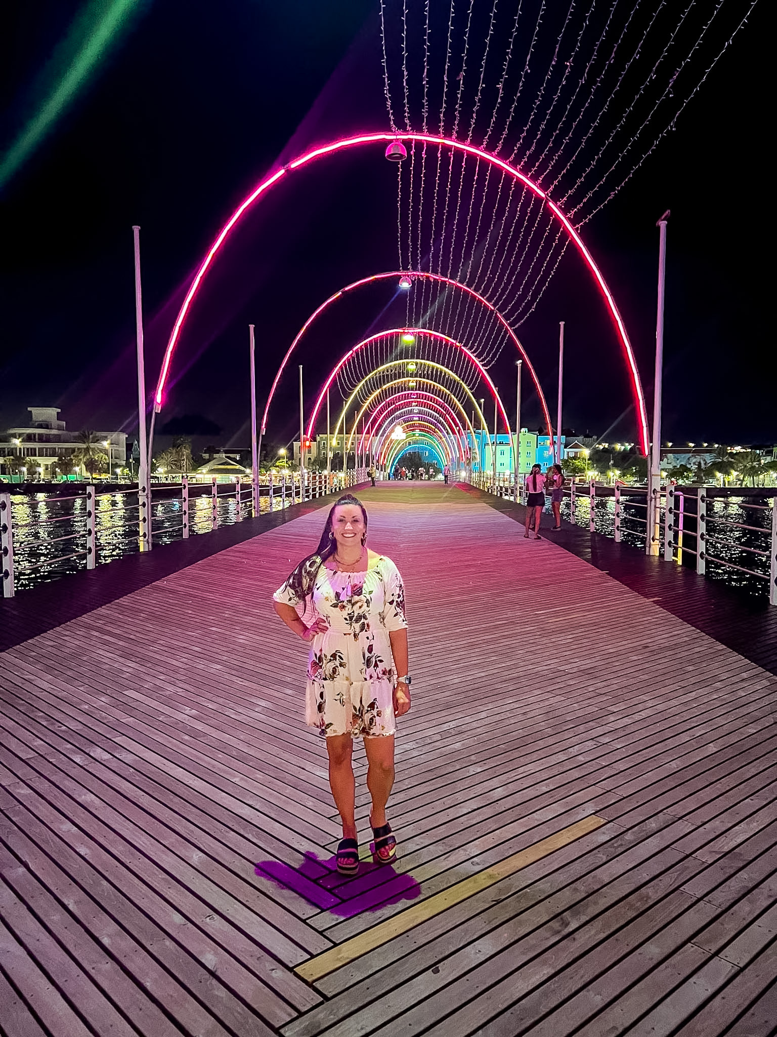 Willemstad walking guide night bridge lights