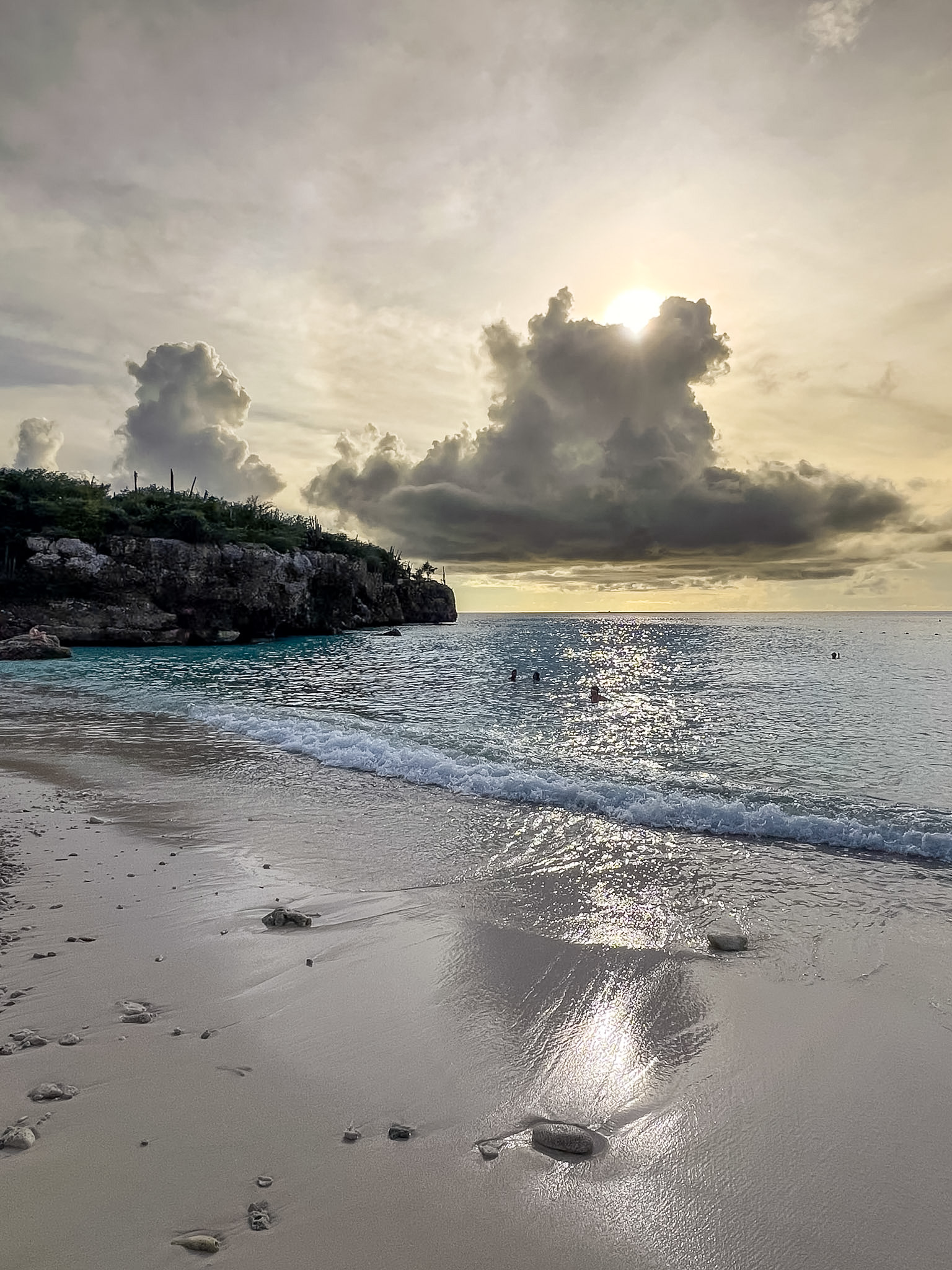 DaaiBooi Beach Curaçao west side beach scene