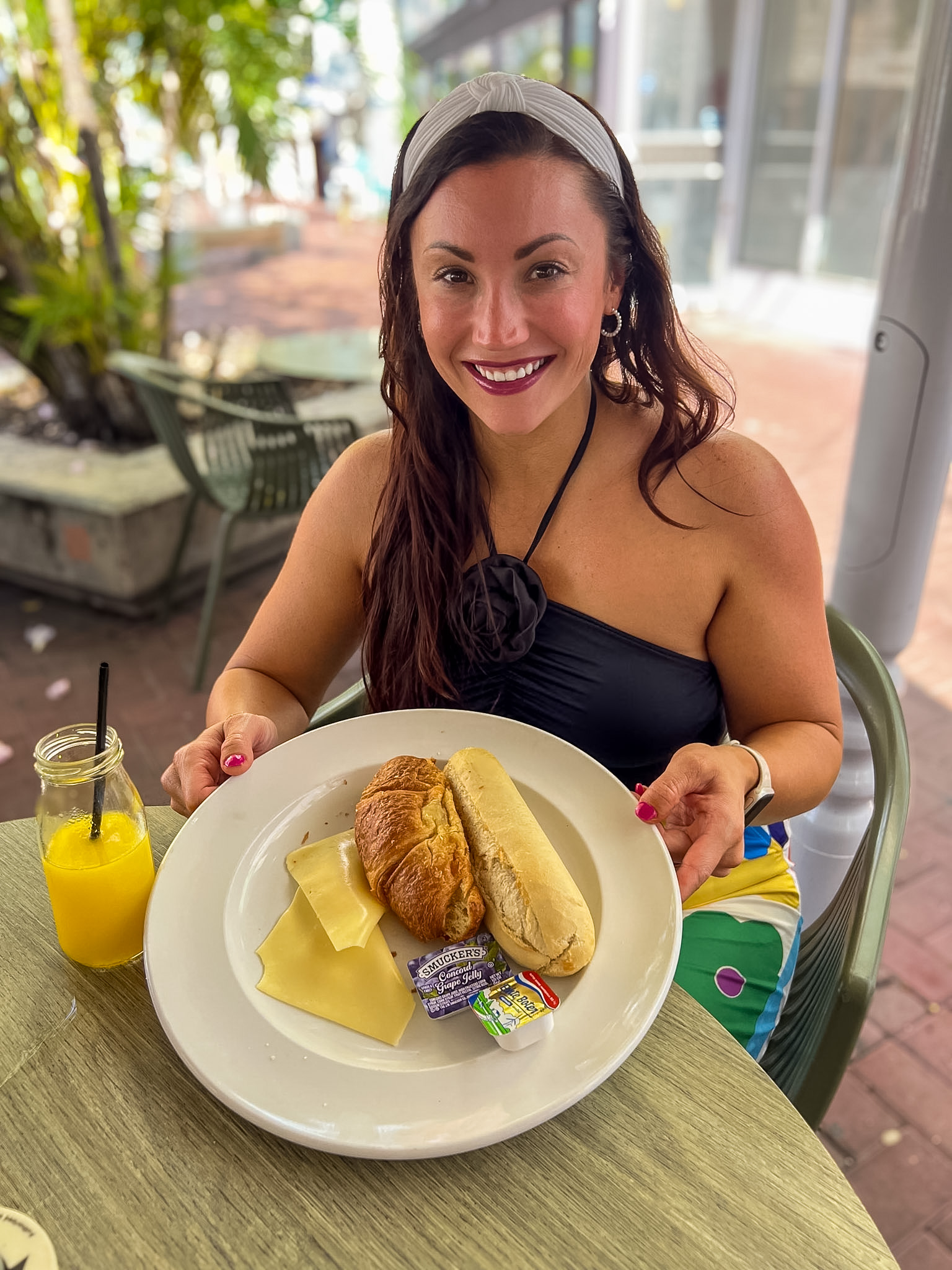 Willemstad walking guide cafe breakfast