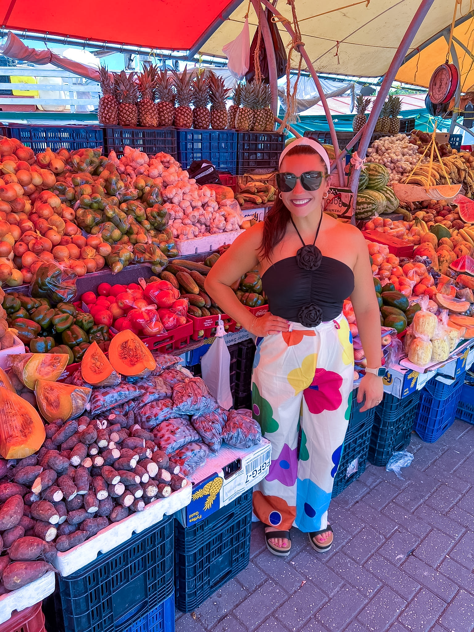 Willemstad walking guide Pietermaai restaurants street