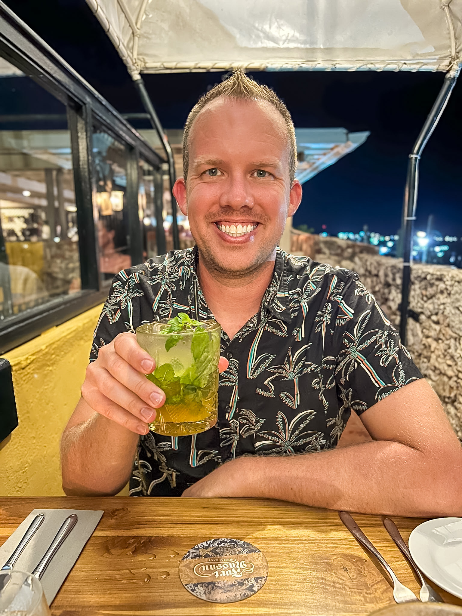 Fort Nassau Curaçao bar terrace drinks