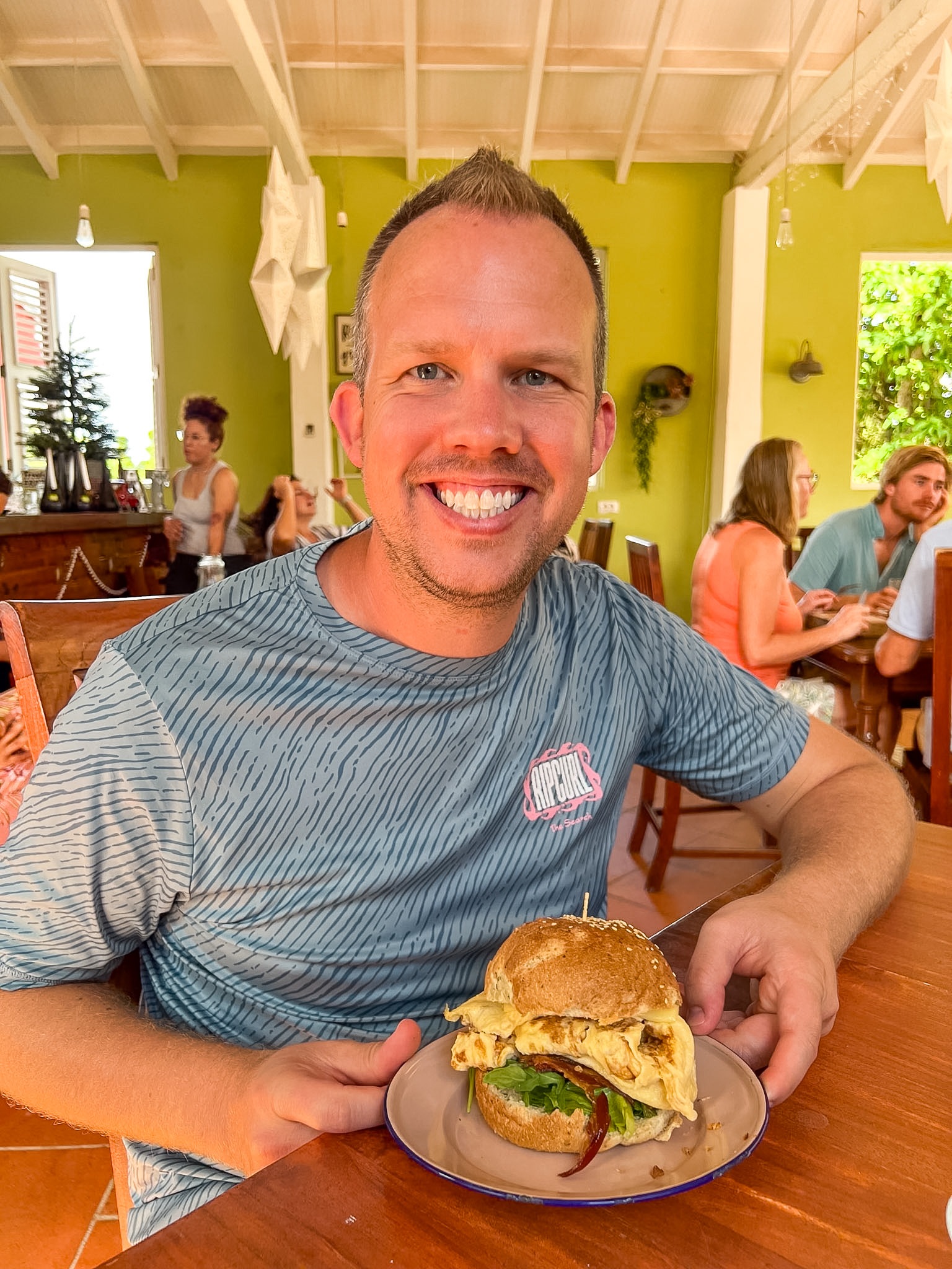 Hofi Cas Cora Curaçao Review menu featuring seasonal brunch items