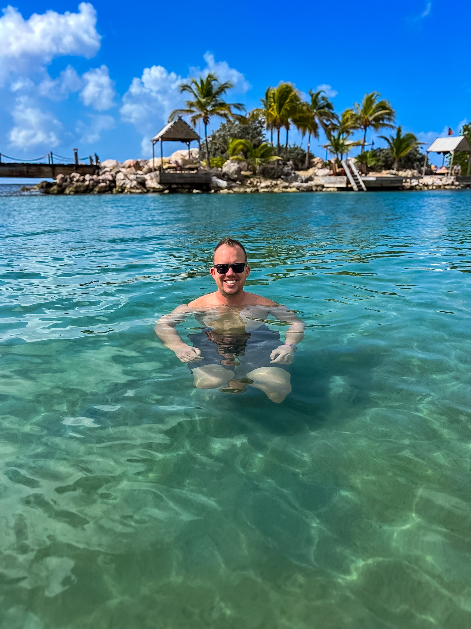 Curaçao beaches with the clearest water cove