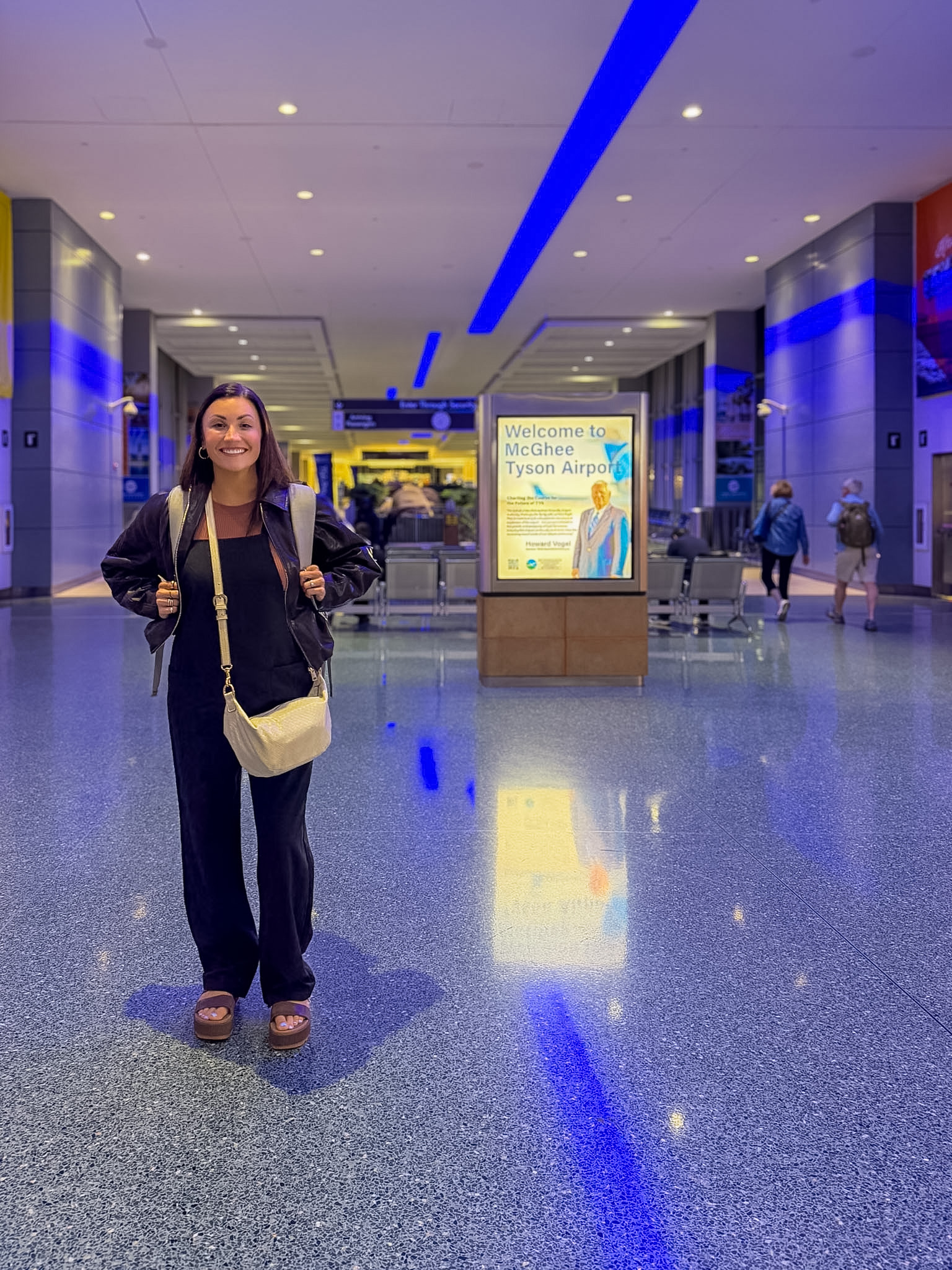 Knoxville Airport Guide photo of gates inside McGhee Tyson Airport