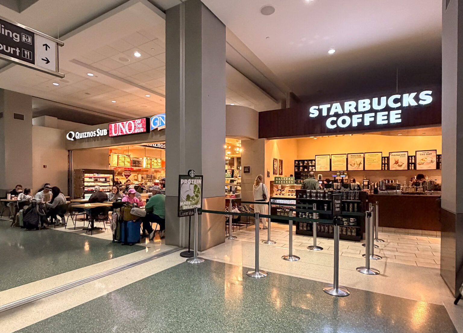 Knoxville Airport Guide showing food options at TYS Airport