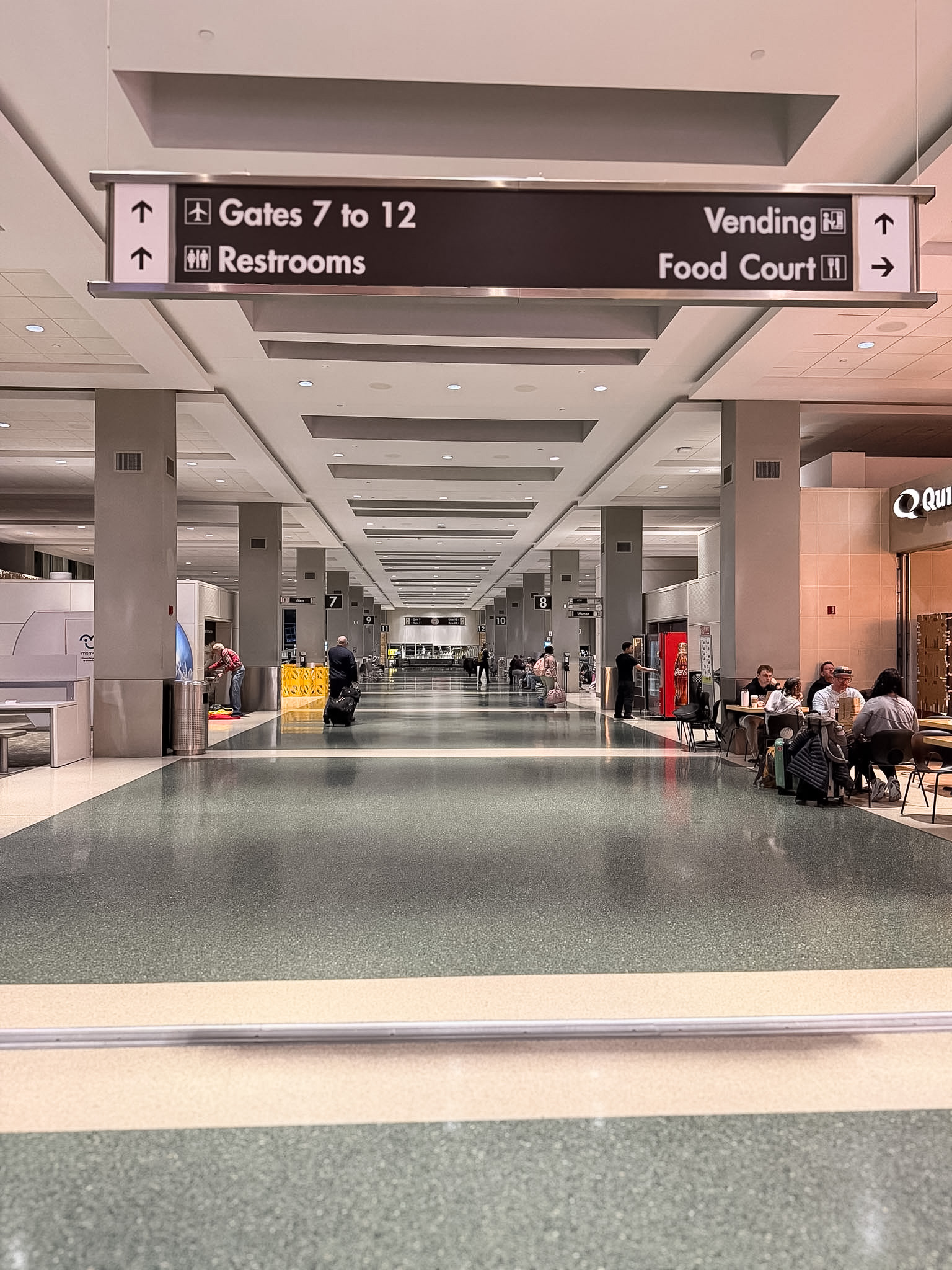Knoxville Airport Guide showing terminal seating and charging stations