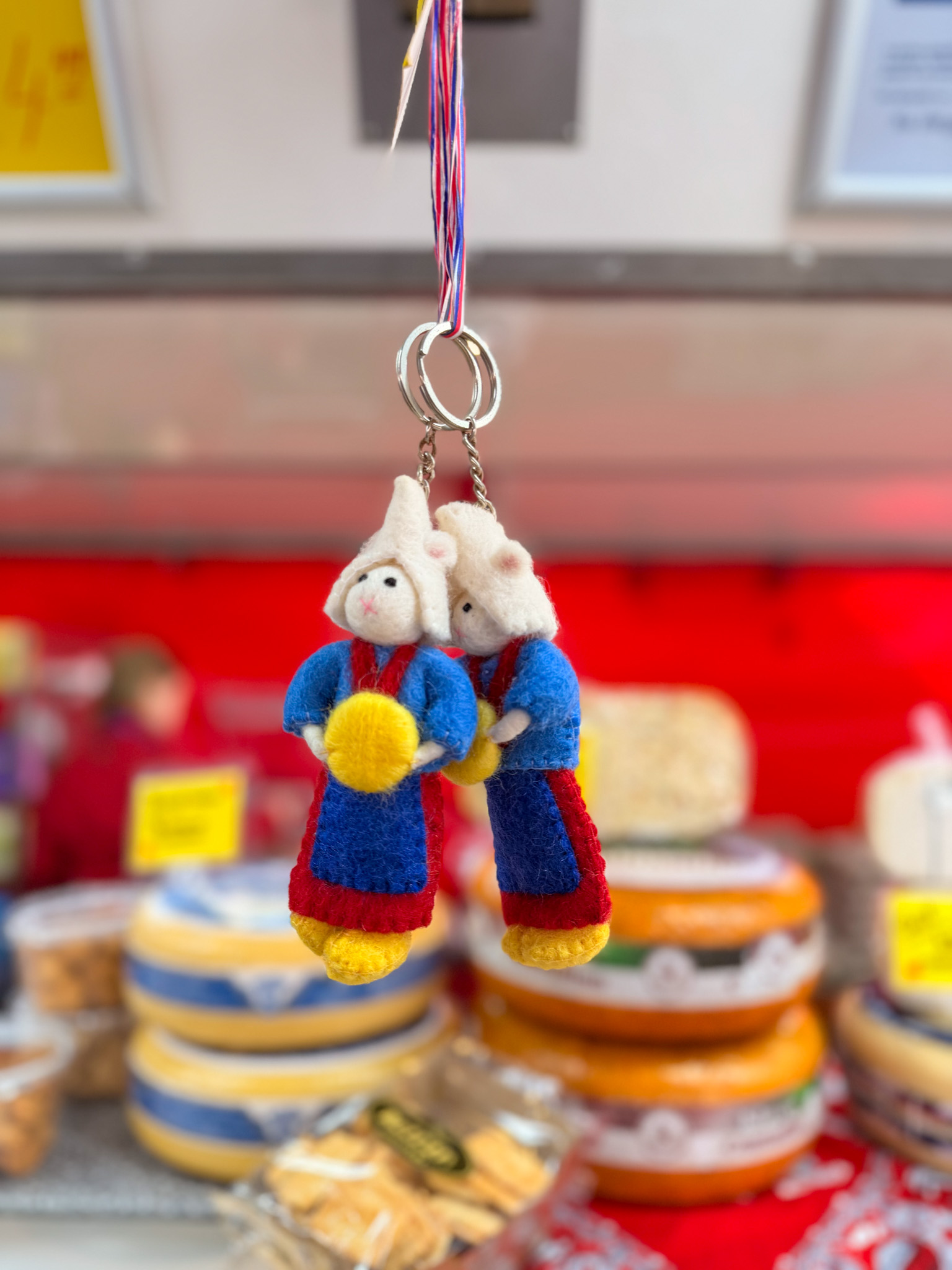 Things to do in Gouda Netherlands during the traditional seasonal cheese market