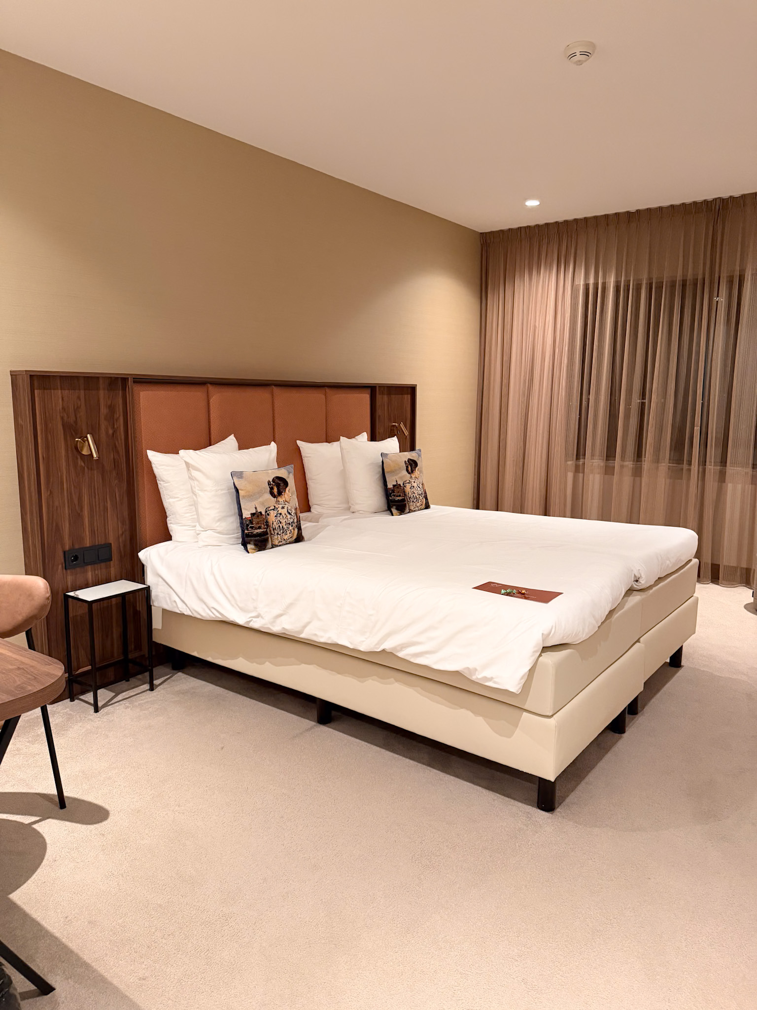 Spacious king room during our Van der Valk Delft review stay