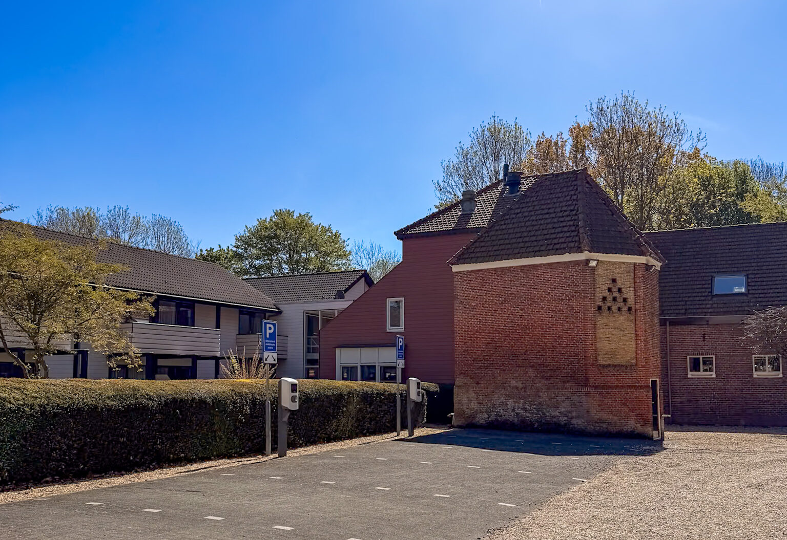 Free parking area at Hotel Heemskerk Netherlands for road trips