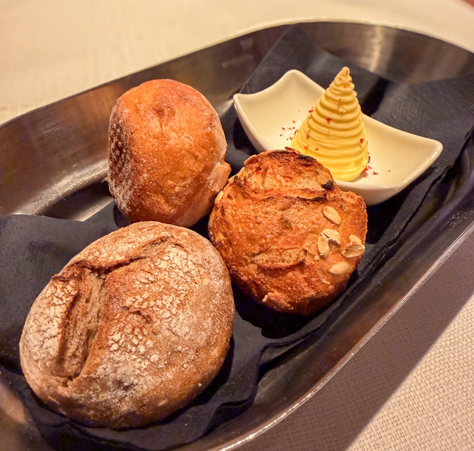 Dinner at Rise restaurant inside Hilton Frankfurt Airport Hotel
