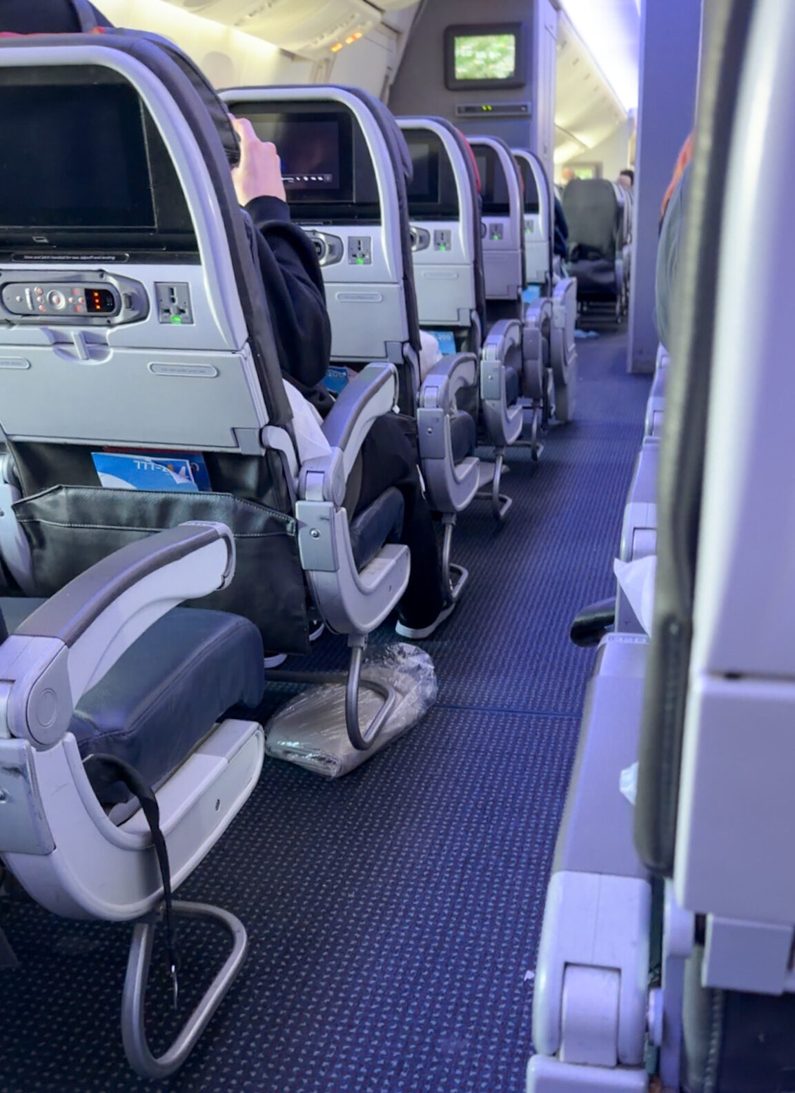 American Airlines international flight review from Knoxville to Dallas to Frankfurt