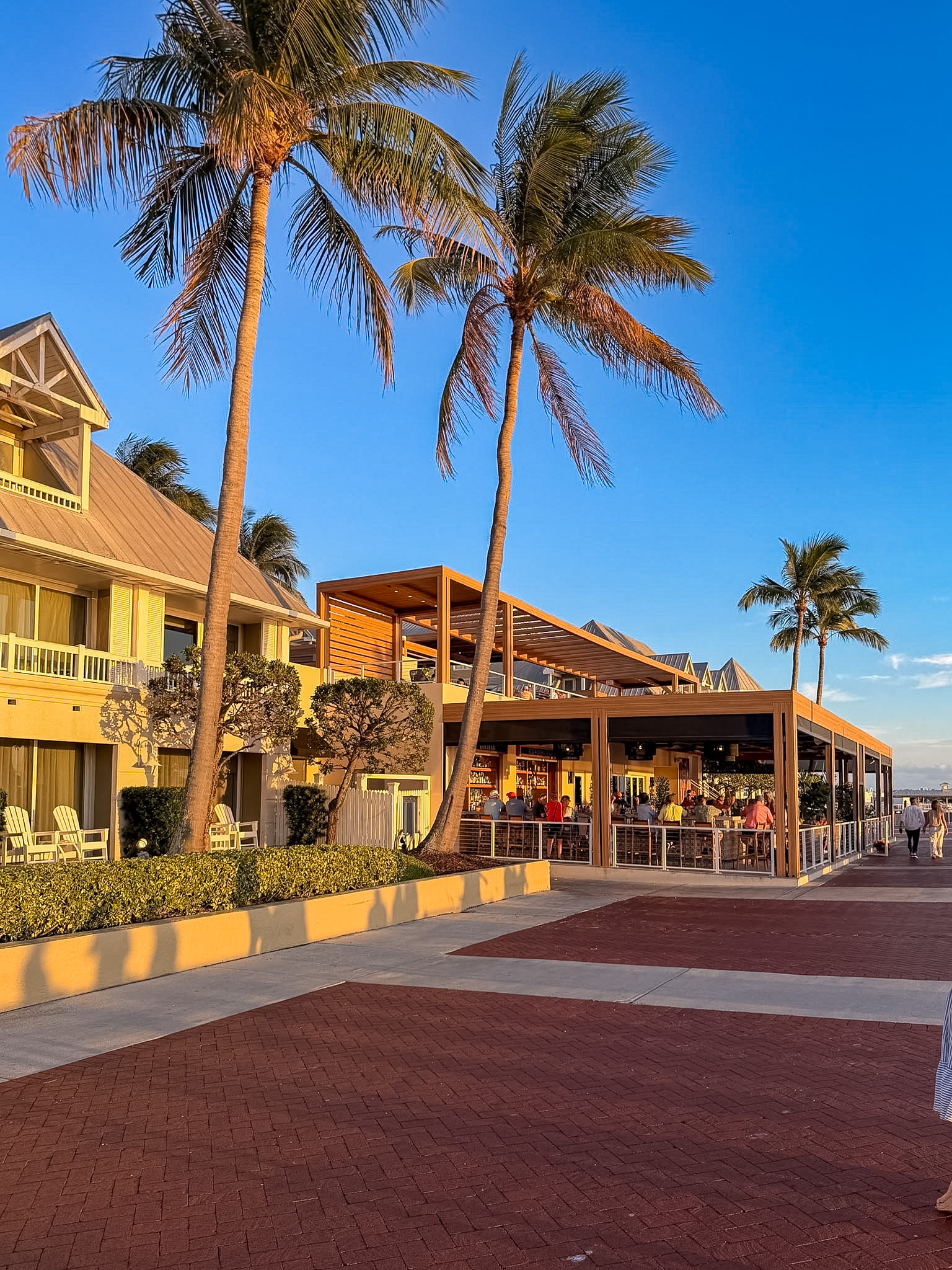 Best sunset dinner spots in Key West for a first-time trip