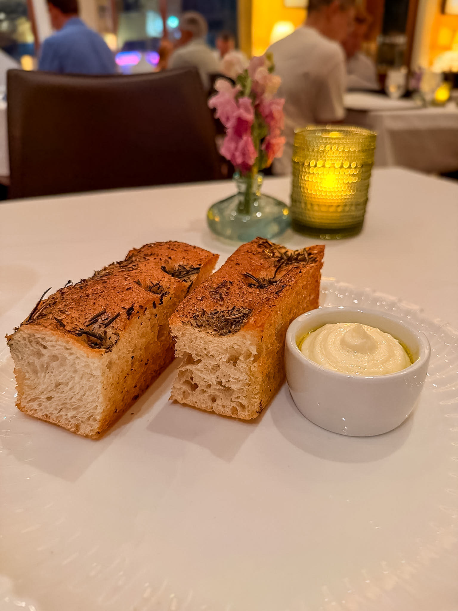 Café Marquesa Key West bread service with crunchy bread and herb butter