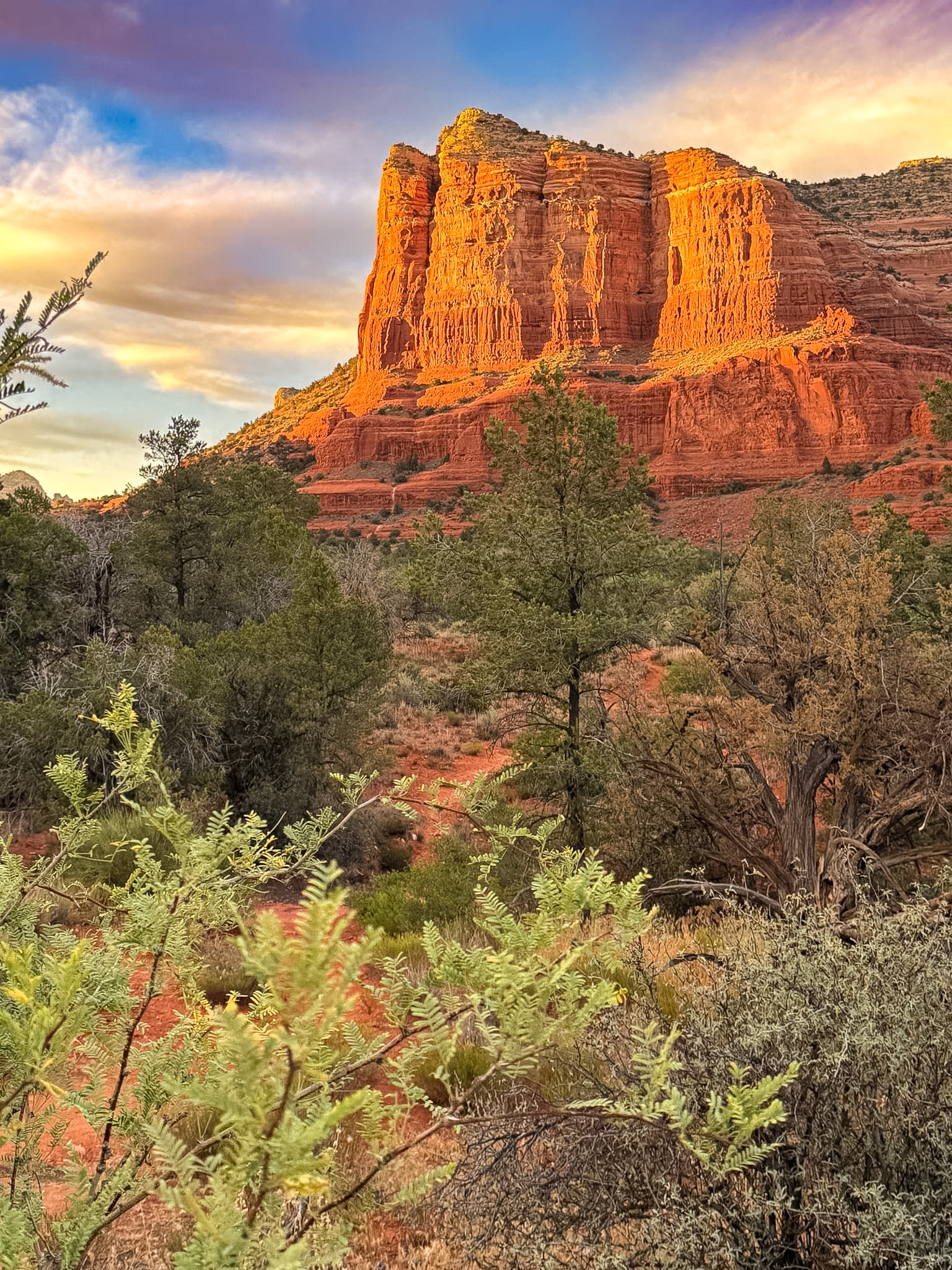 Scenic pullout along State Route 179 at one of the best photo spots in Sedona