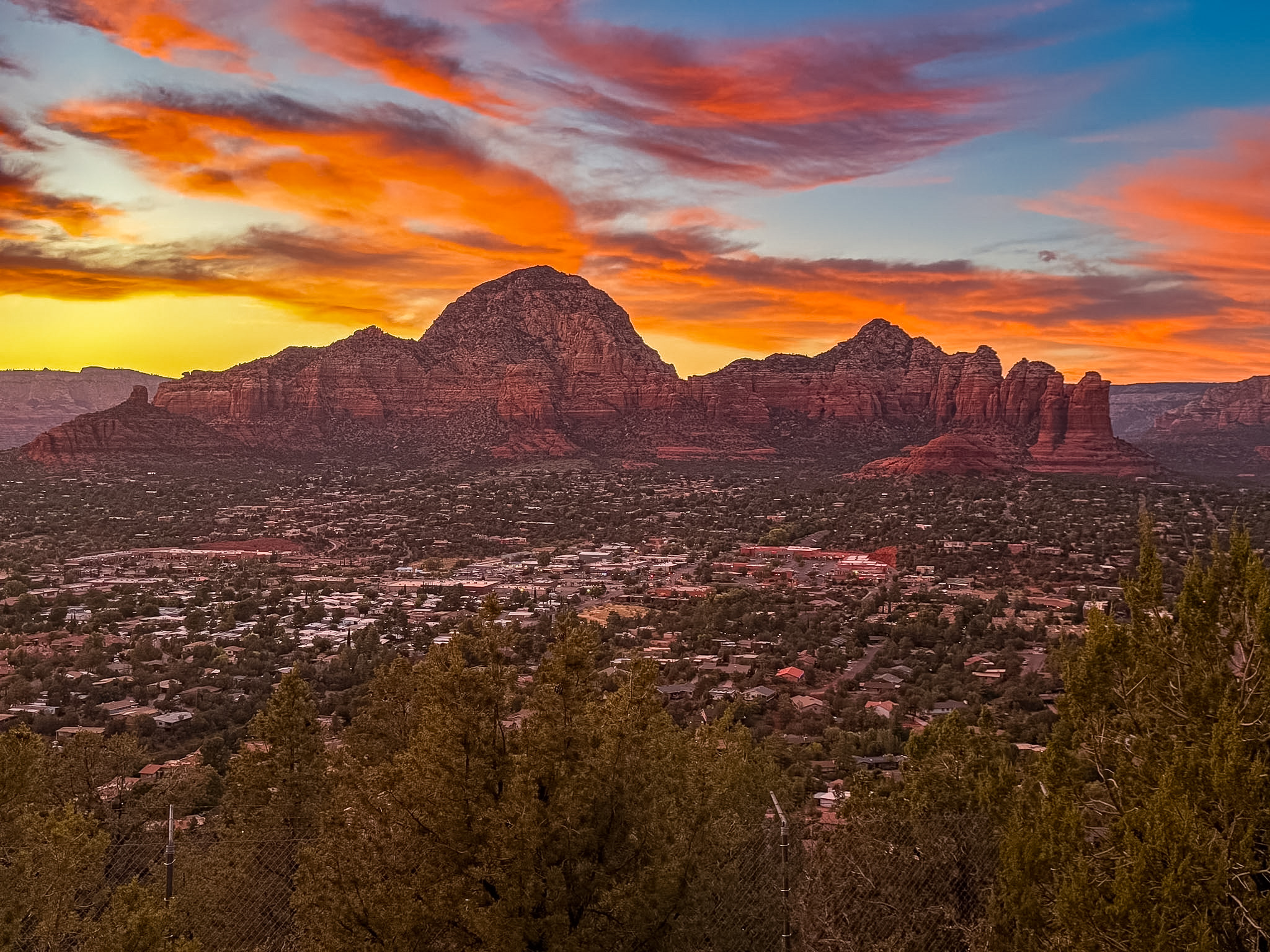 Sunset over Sedona from Airport Mesa at the end of a 3 day Sedona itinerary