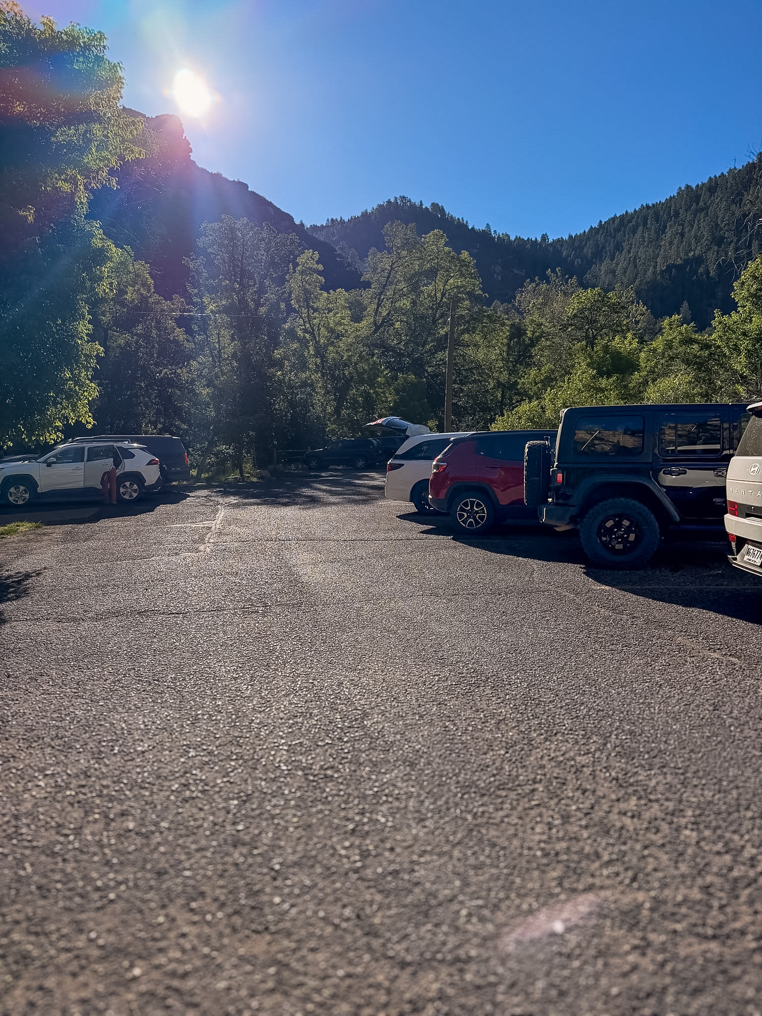 parking beside West Fork Trail Sedona in Oak Creek Canyon