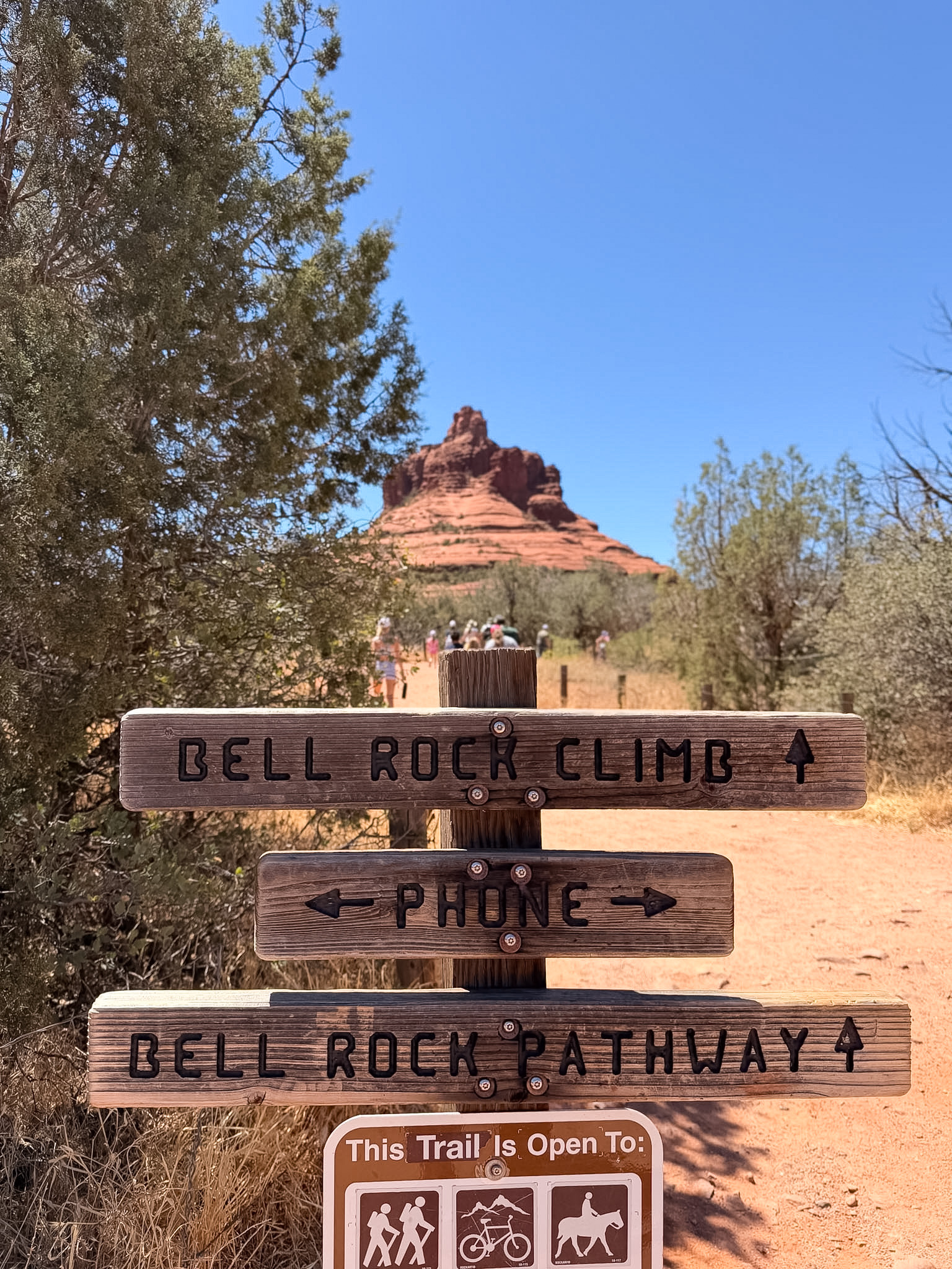 View of Bell Rock and Courthouse Butte from Bell Rock Trail