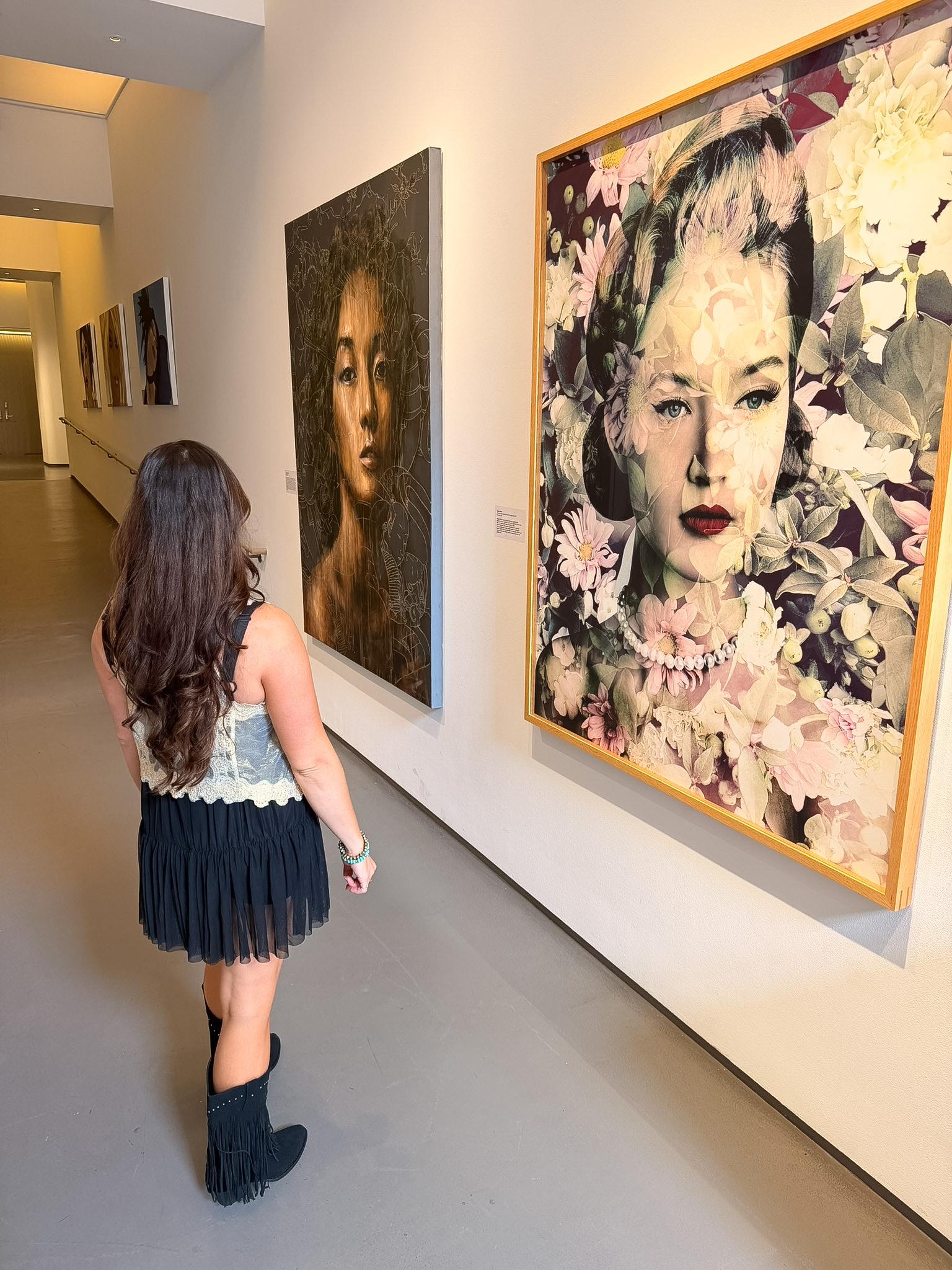 Contemporary art exhibit featured in this 21c Museum Hotel Cincinnati Review
